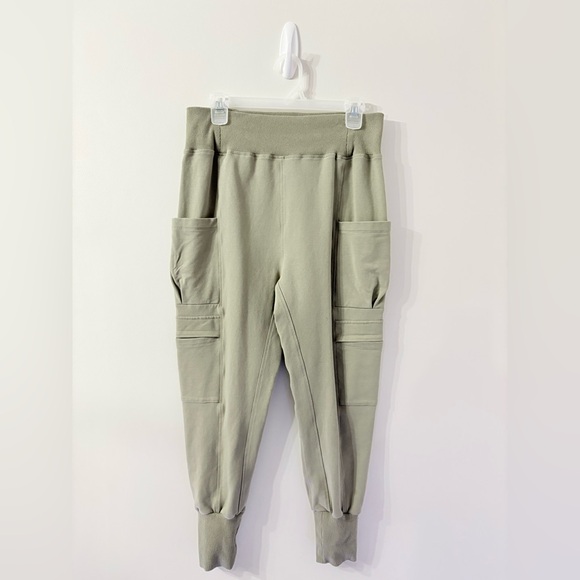AMPERSAND AVENUE Level Up Joggers Sage Green Womens M Cargo - Picture 2 of 5